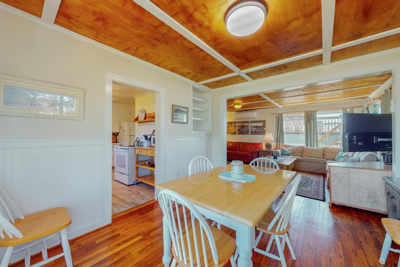 Villa Coastal Breeze Depoe Bay Esterno foto